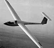 Pet plastic use in glide plane wing